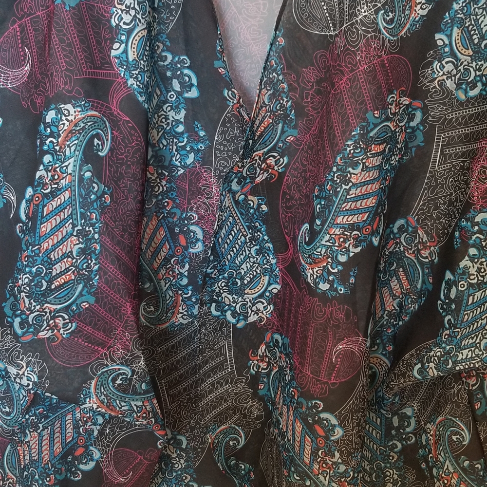 Sheer Paisley Open-Front Cape - Blue & Burgundy - Picture 2 of 4